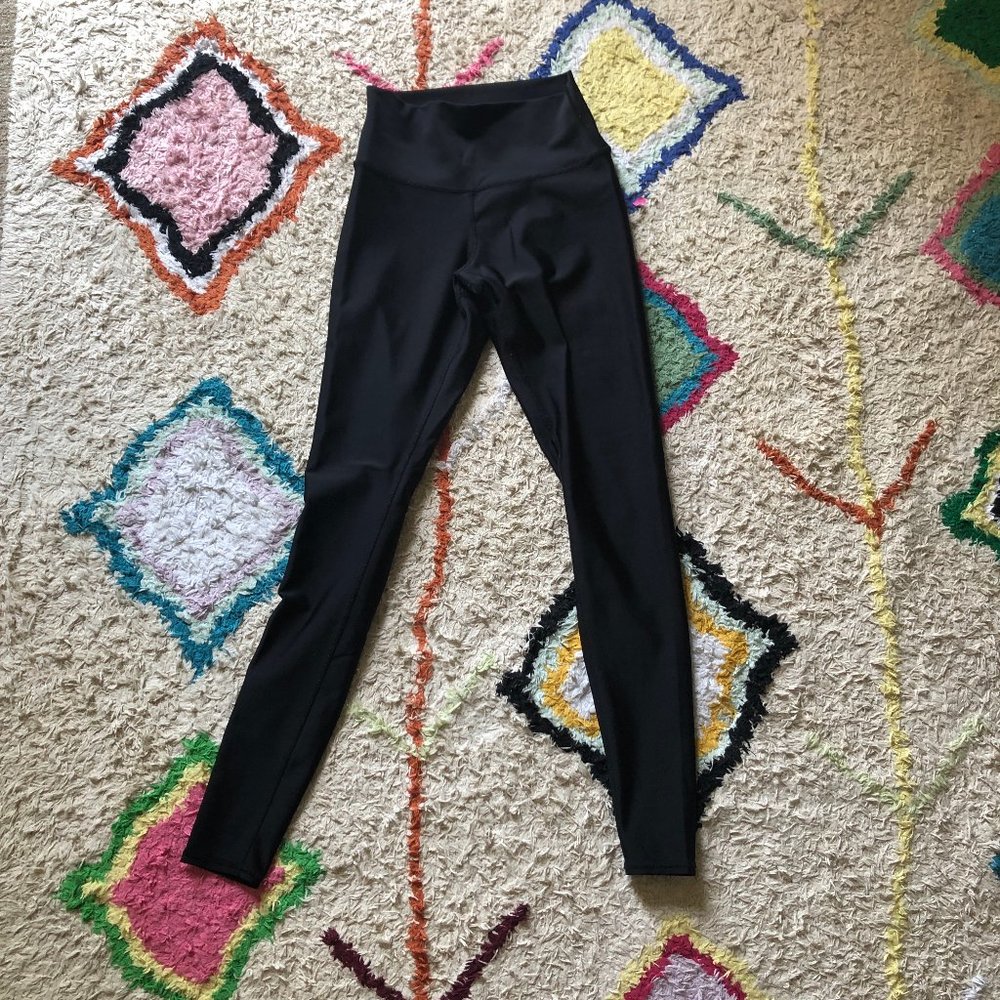 Alo Yoga Black airlift leggings size S High Waist
